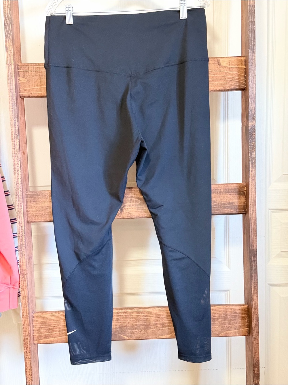 Nike Dri-Fit Black Leggings with Mesh Side Panel - Picture 2 of 4
